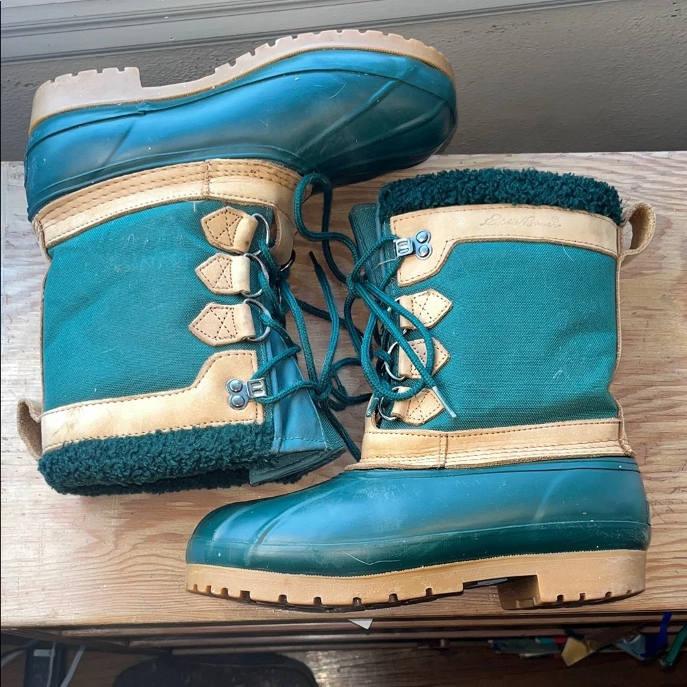 Eddie Bauer Forest Green and Tan Lined Winter‎ Duck Boots 7M